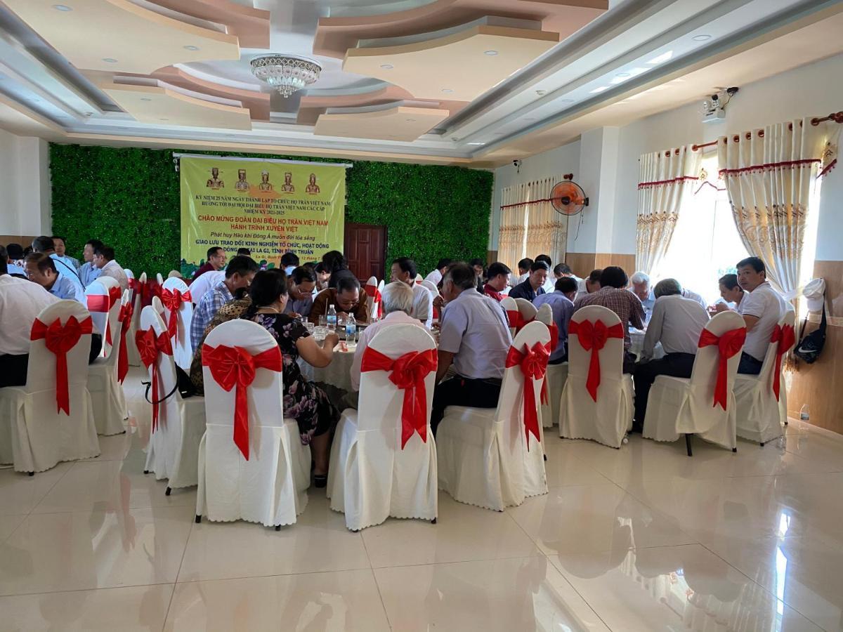 Ngoc Nam Hotel Ham Tan Eksteriør billede